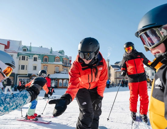 250311 FAM SKI FR 7255